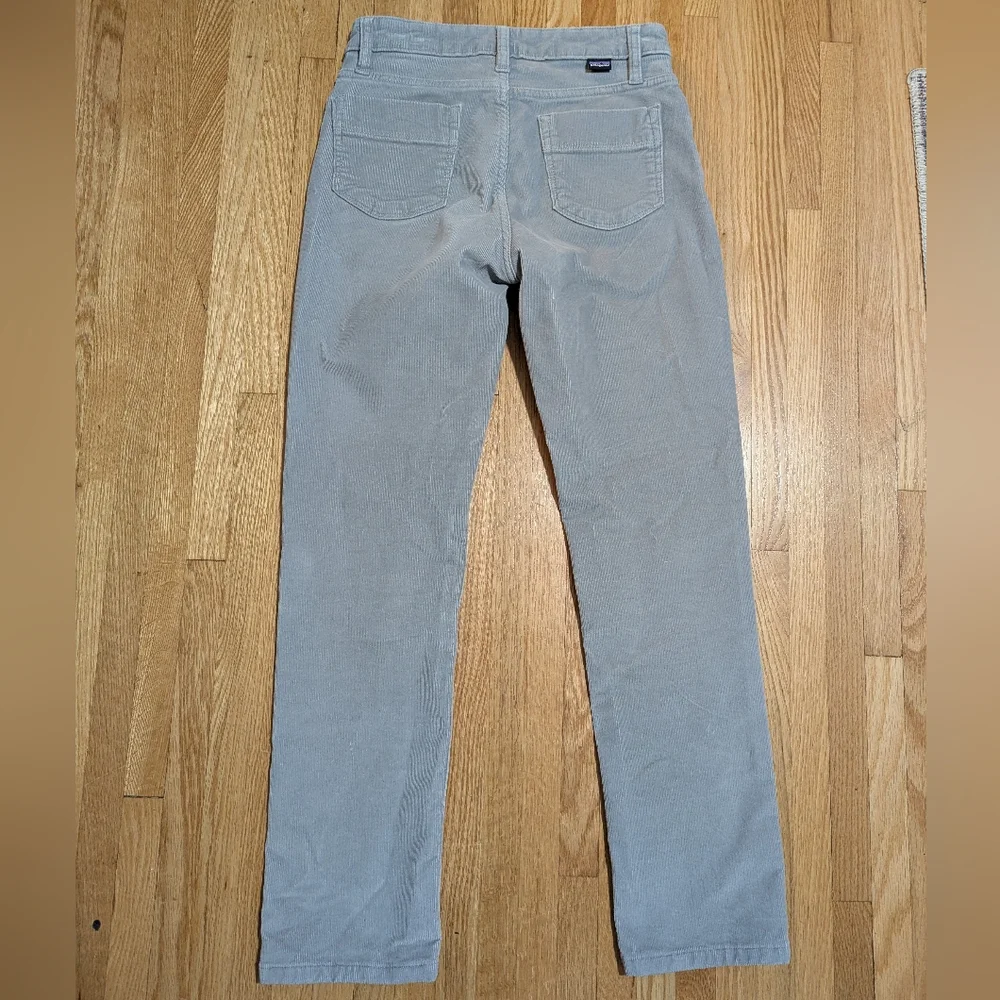 Patagonia Organic Cotton Fitted Corduroy Pants Size 26 Light Gray